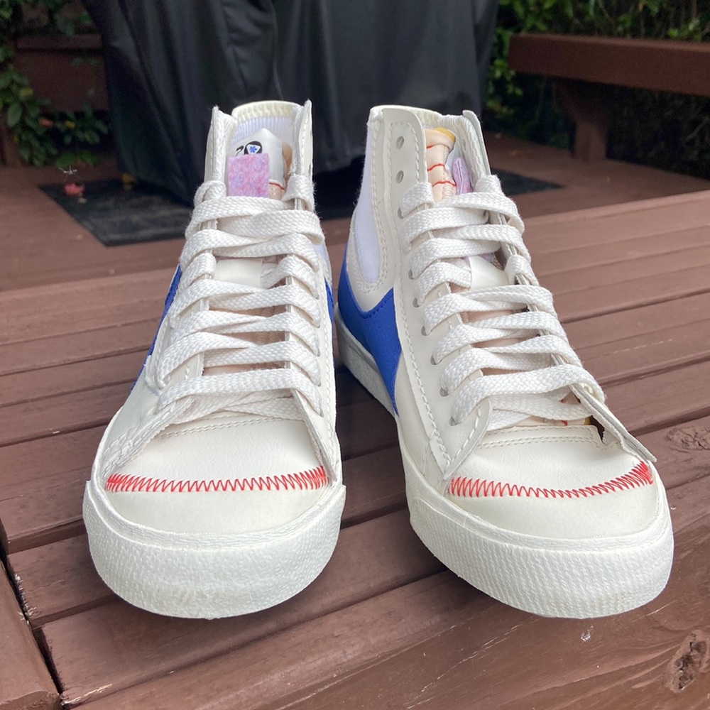 Nike Blazer Mid ‘77 Jumbo Women’s Size 9.5 White Royal Blue Sneakers - Picture 3 of 13